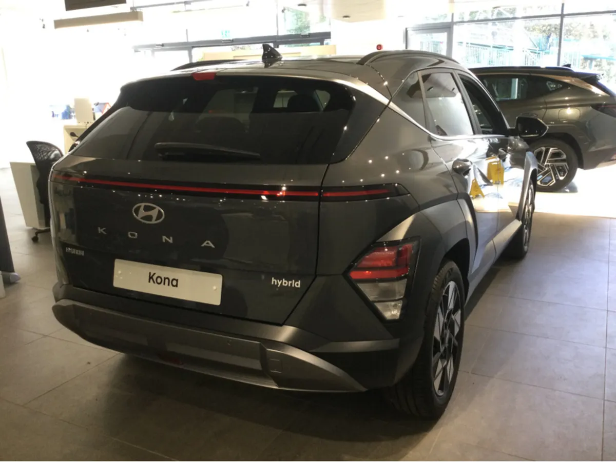 Hyundai KONA ELEGANCE HYBRID - Showroom Demo - Del - Image 2