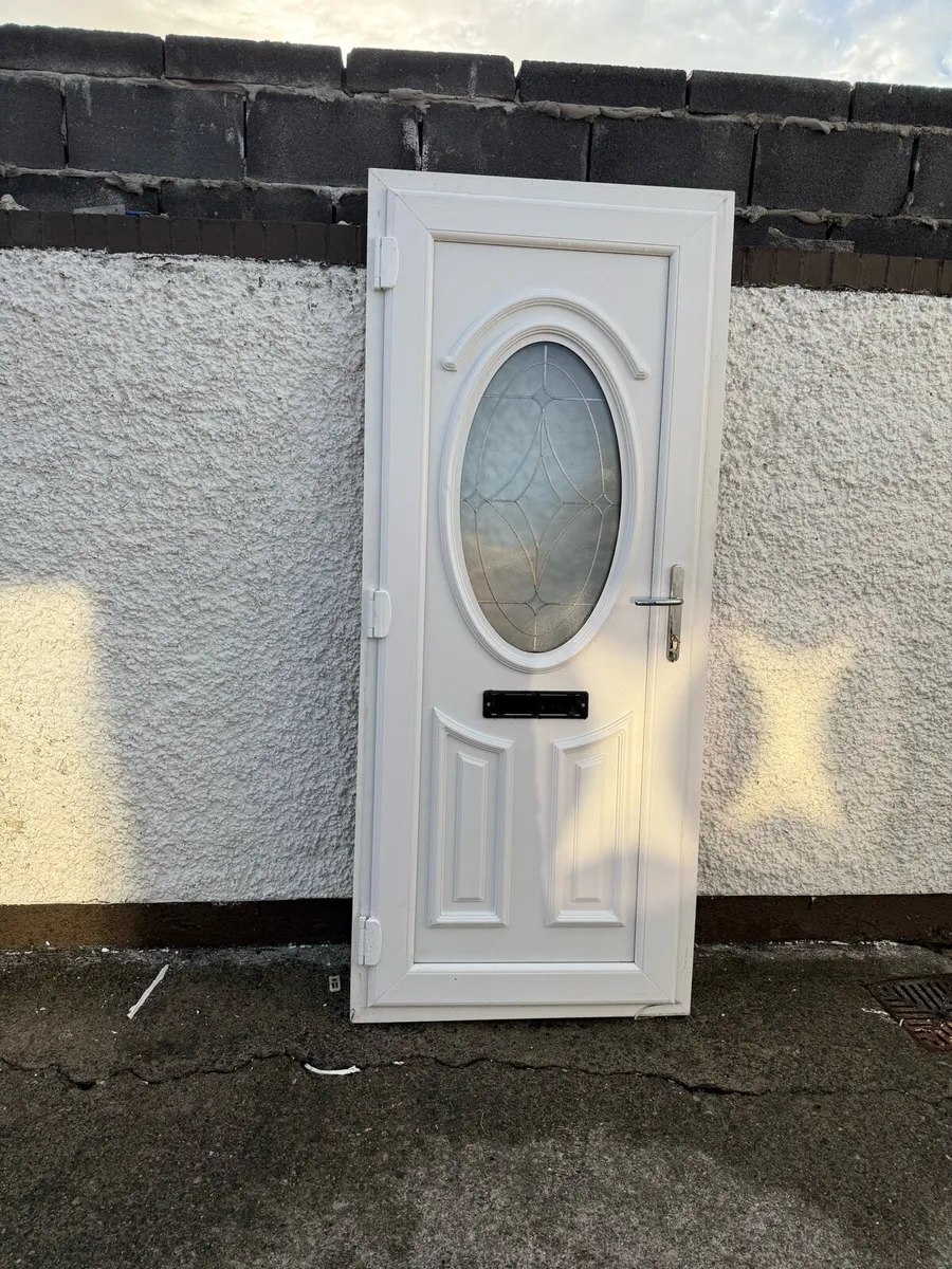 Pvc front door - Image 3