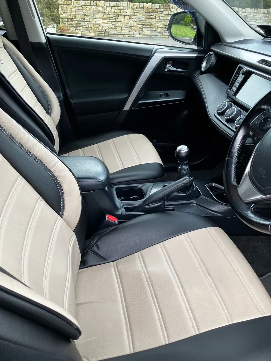 Toyota - Image 3