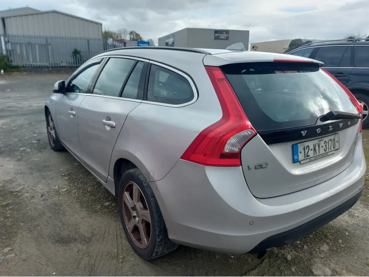 Volvo V60 2.0 D3 SE S/S 163BHP 5DR D *TRADE ONLY" - Image 3