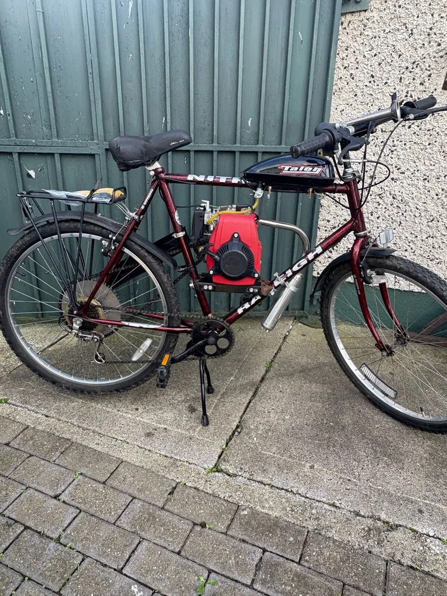 bicycle with engine ( 4 stroke 49cc) very reliable - Image 1