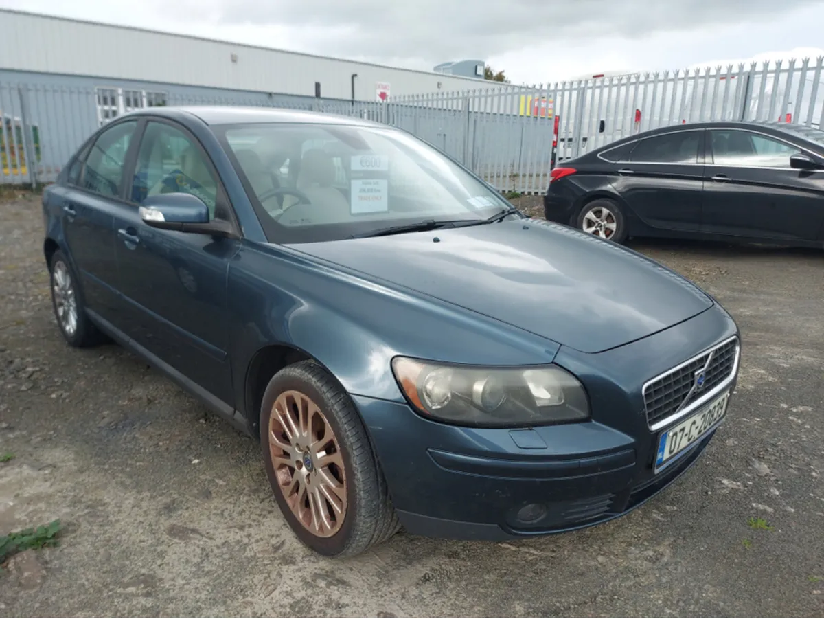 Volvo S40 1.8 SE/LUX 4DR * TRADE ONLY* - Image 2