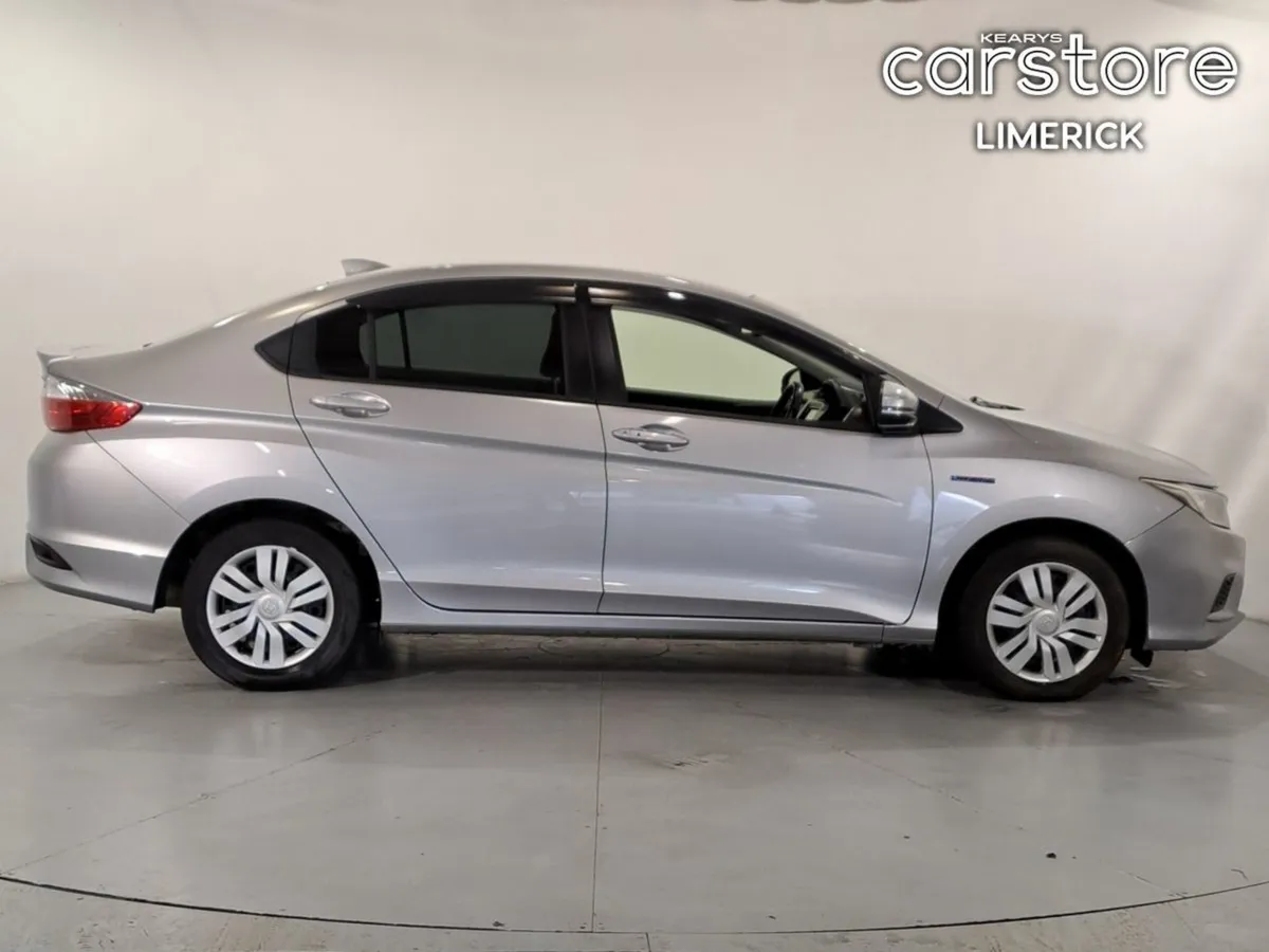 Honda Grace Grace Daa-gm4 4 DR Auto - Image 2
