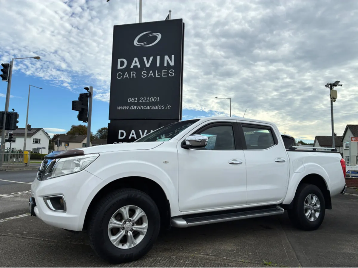 Nissan Navara 2.3 DCI ACENTA 4DR - Image 1
