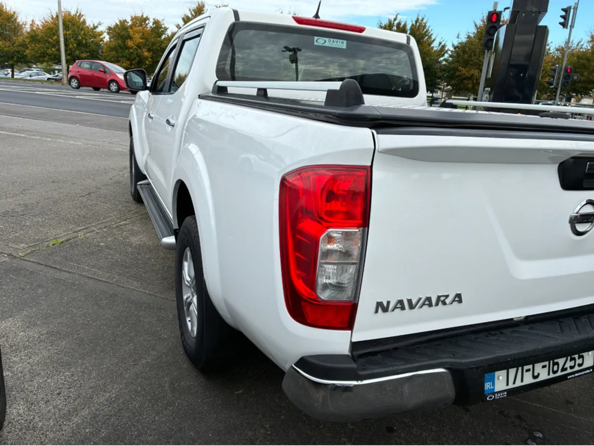 Nissan Navara 2.3 DCI ACENTA 4DR - Image 4