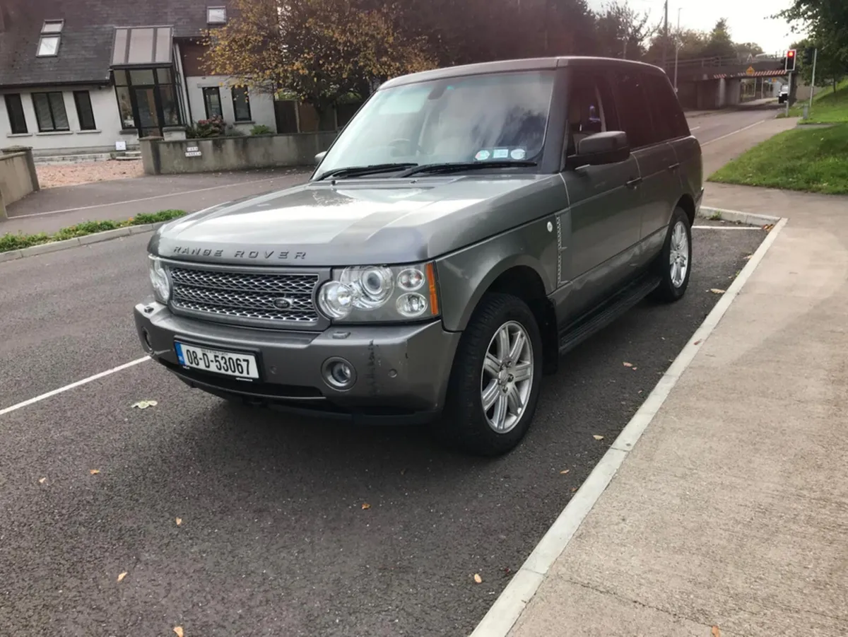 Land Rover Range Rover 3.6 TDV8 HSE €333 Road Tax - Image 1
