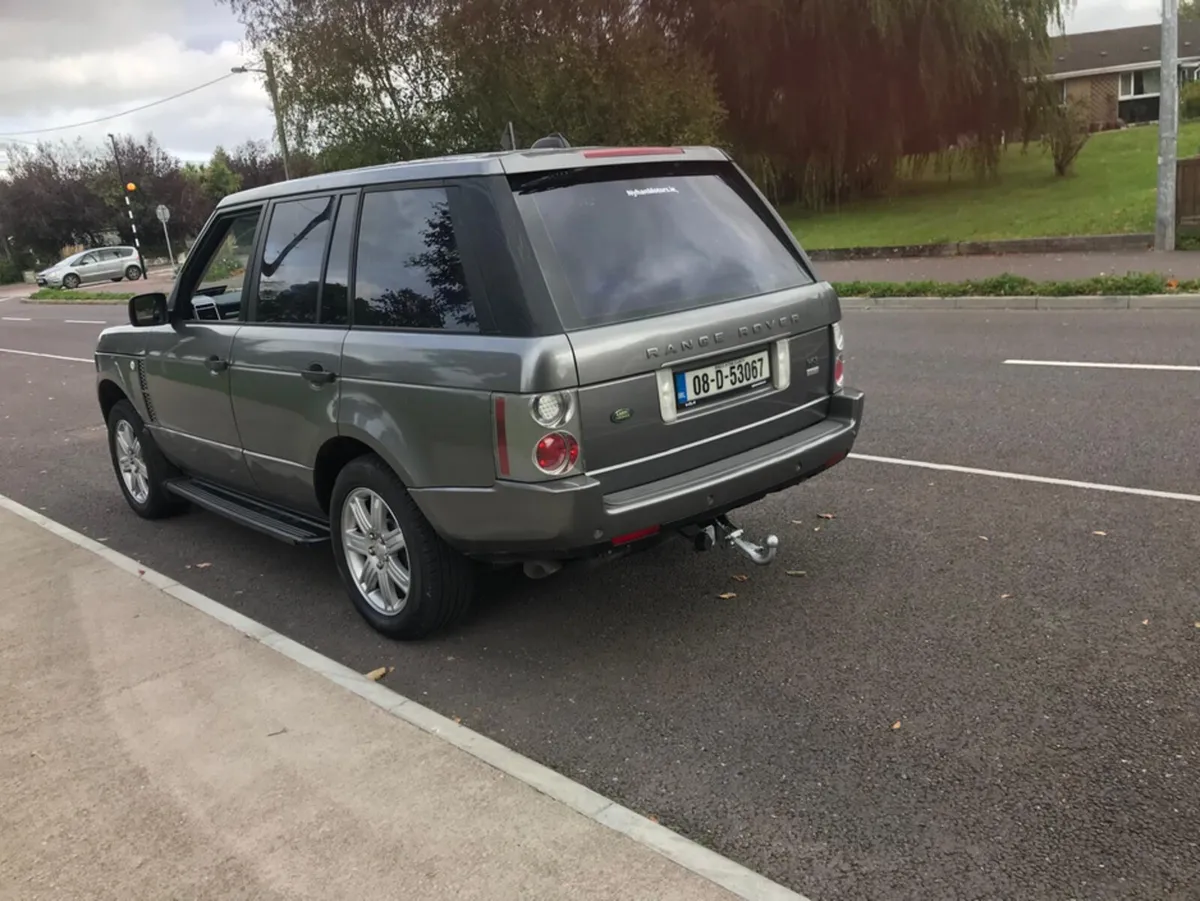 Land Rover Range Rover 3.6 TDV8 HSE €333 Road Tax - Image 2
