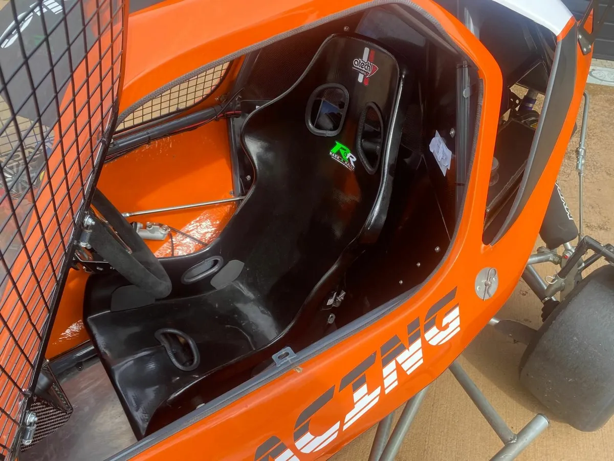 Race Buggy - Image 1