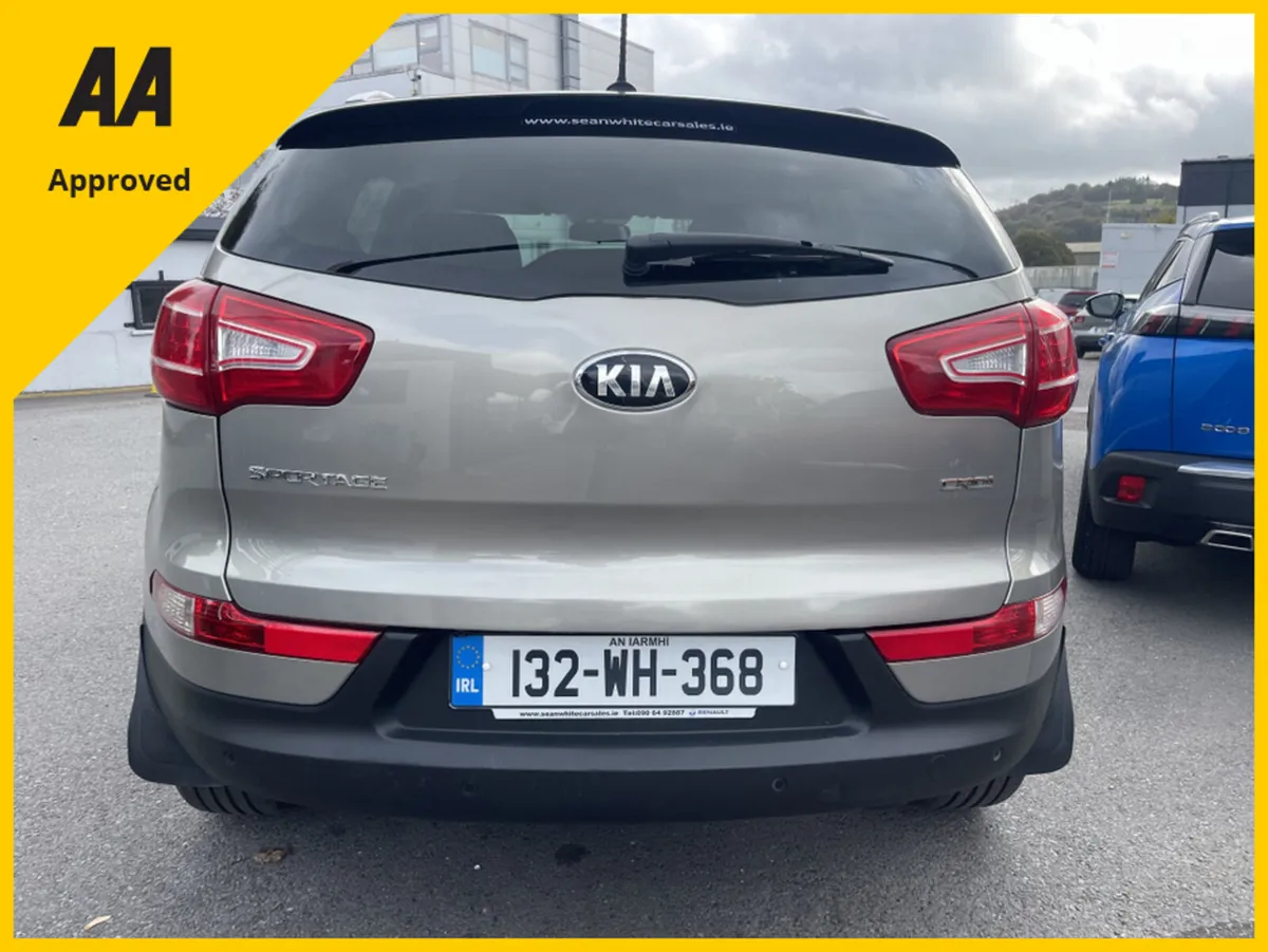 Kia Sportage 1.7 LXE 4DR FREE DELIVERY - Image 4