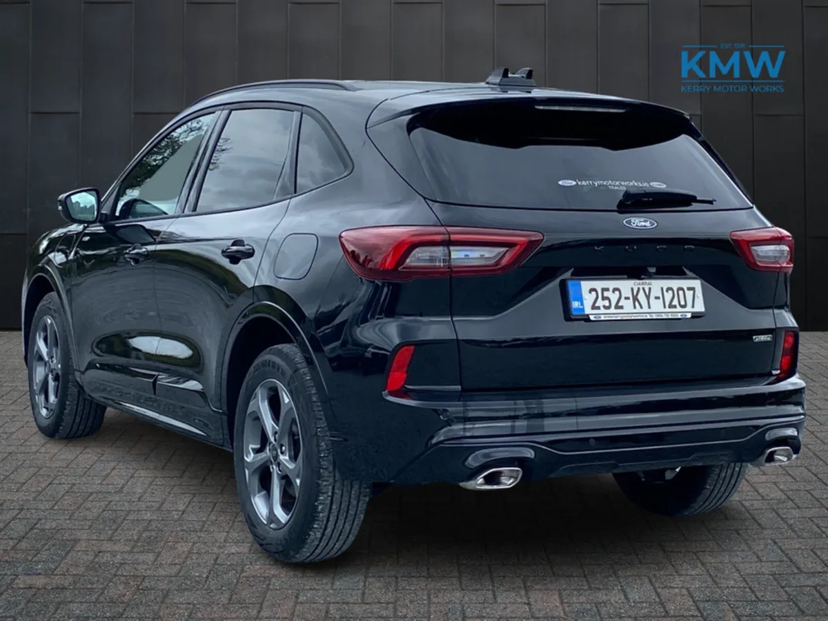 Ford Kuga ST-Line Auto 232 BHP..Winter Pack - Image 4