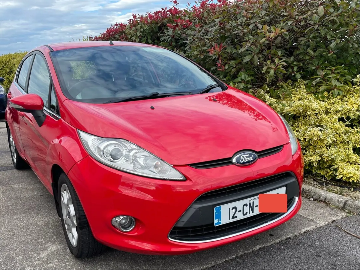 2012 Ford Fiesta - Image 3