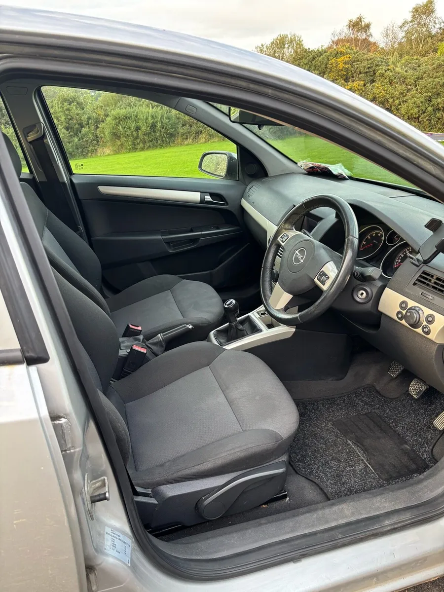 Opel Astra 2009 1.4 Petrol - Image 2