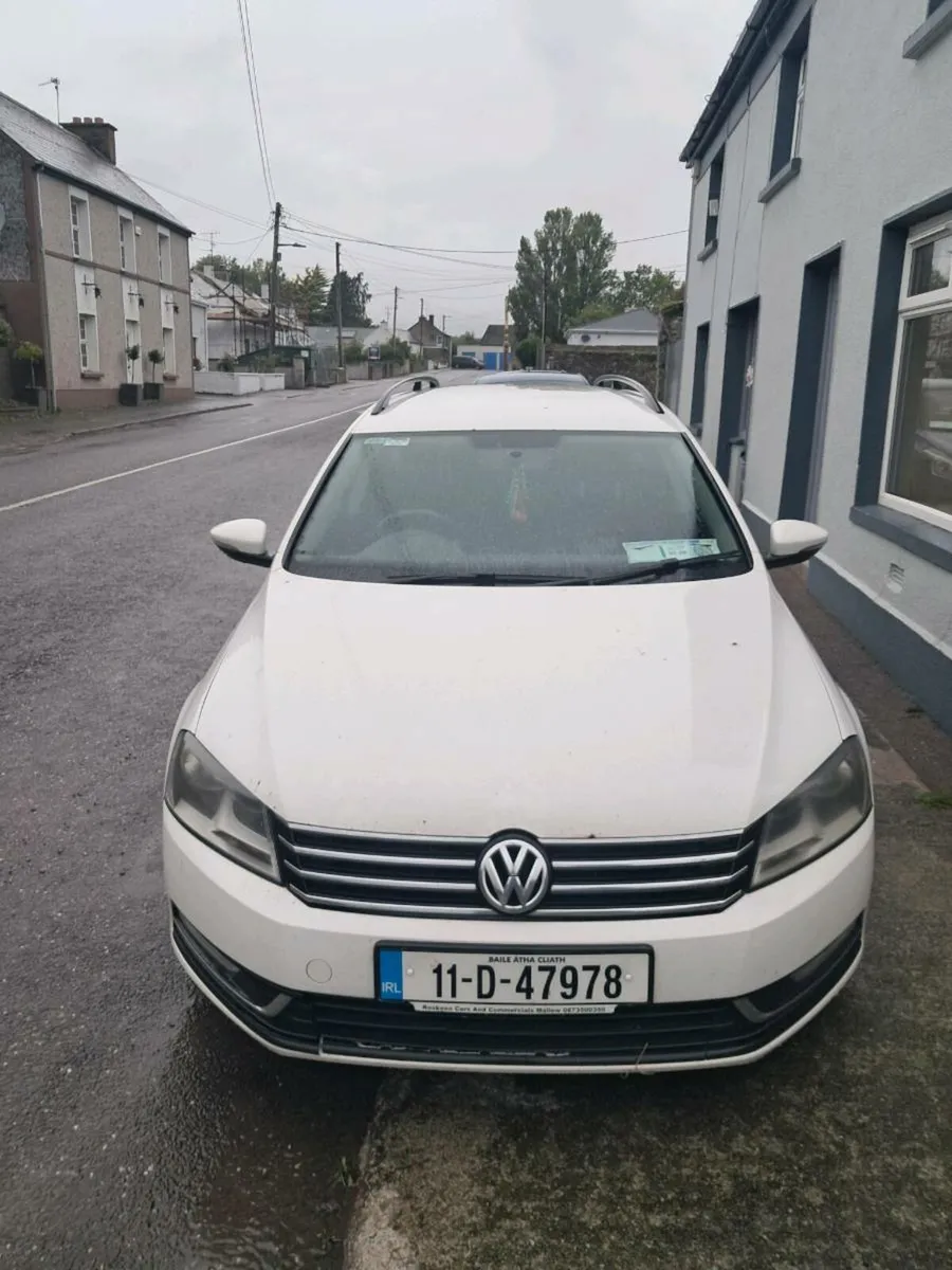 2011 VW pasaat - For Breaking - Image 1
