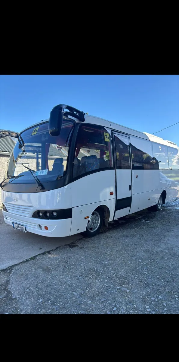24 Seater Totota Caetano - Image 1