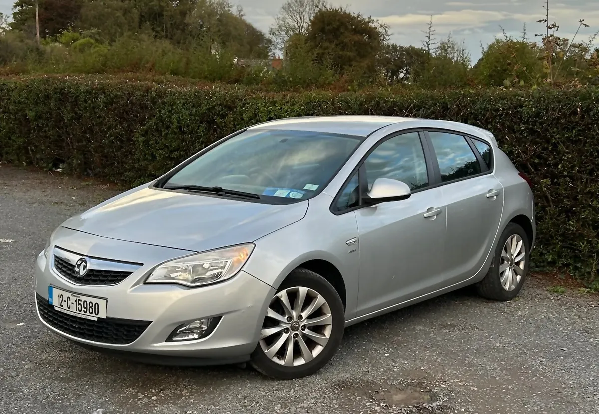 Vauxhall Astra 2012 (Fresh NCT) - Image 1
