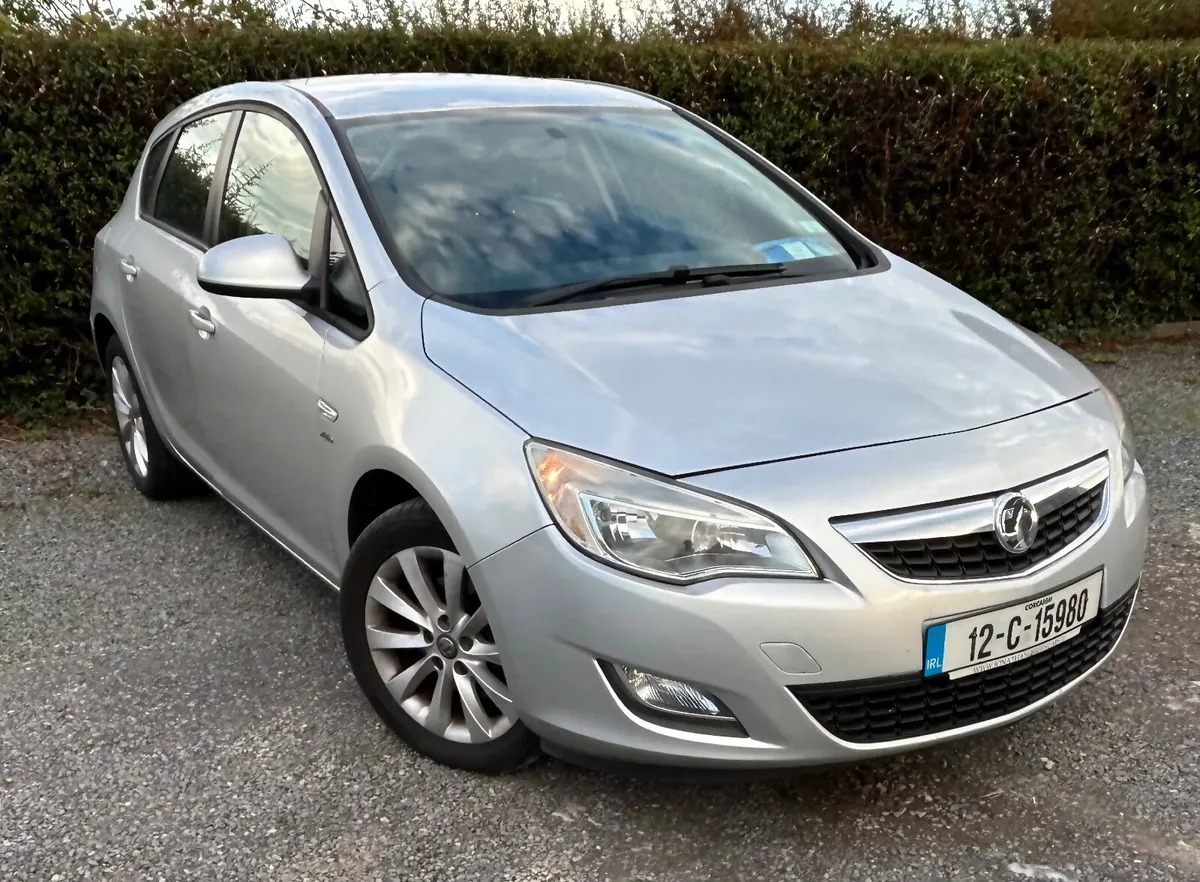 Vauxhall Astra 2012 (Fresh NCT) - Image 3