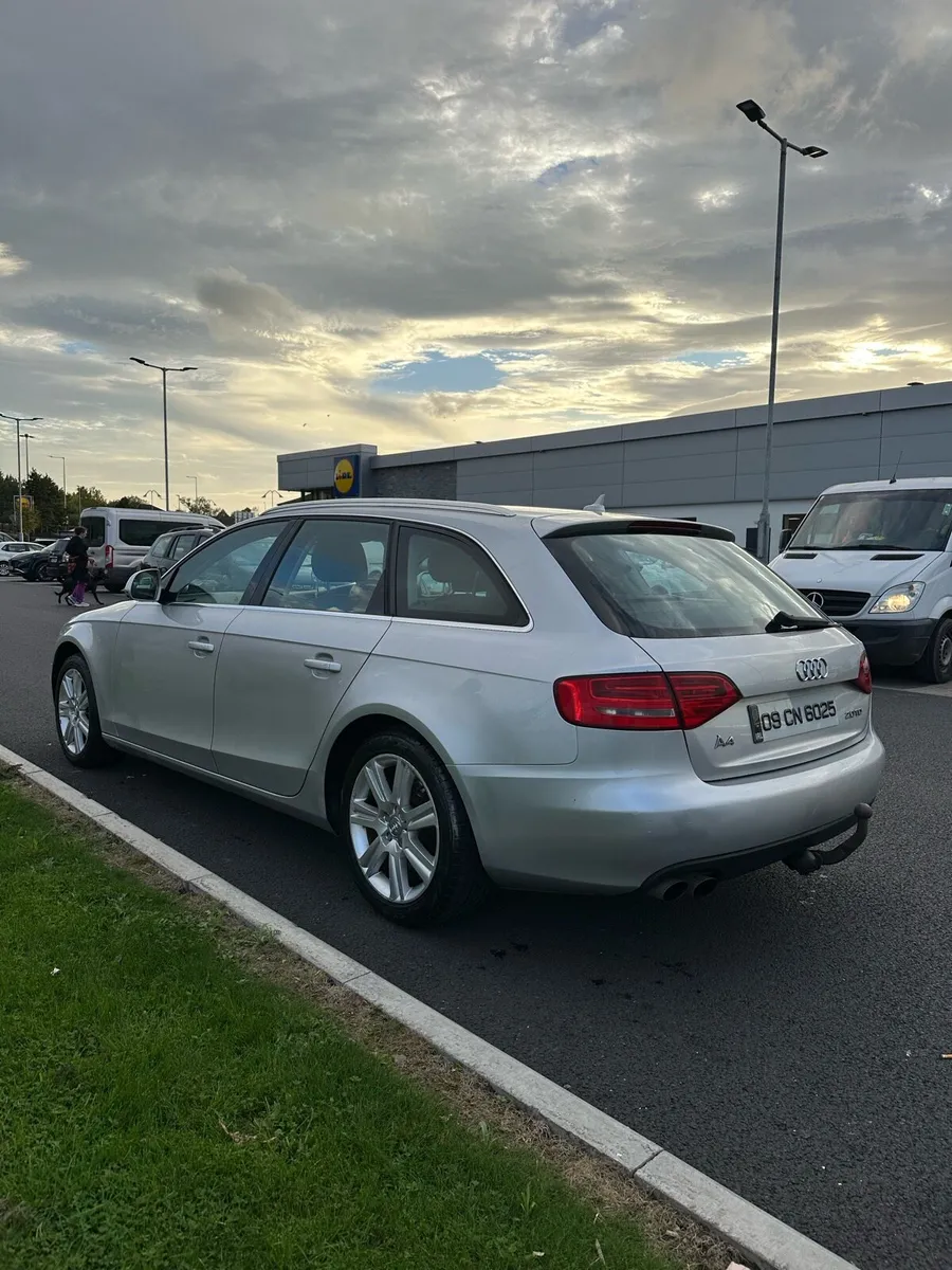 Audi A4 Estate 2009 2.0 Tdi - Image 2
