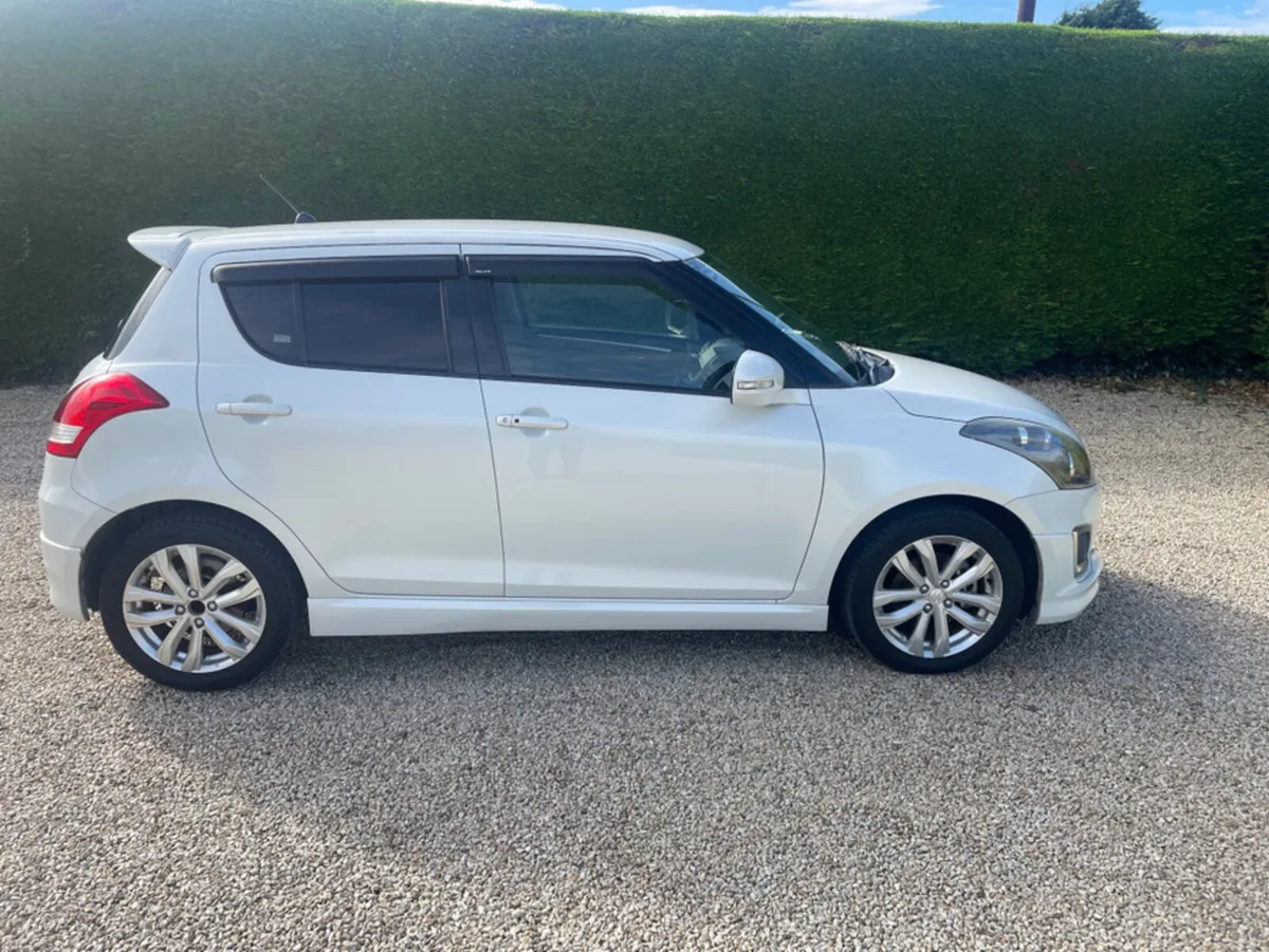 Suzuki Swift DBA-ZC72S - Image 4