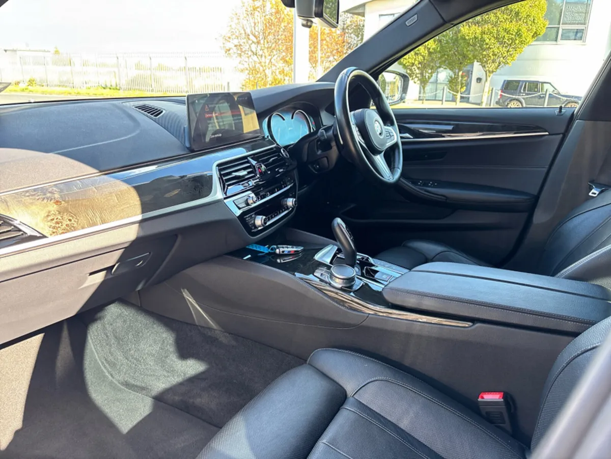 BMW 5-Series 530e M-Sport PHEV - Image 3