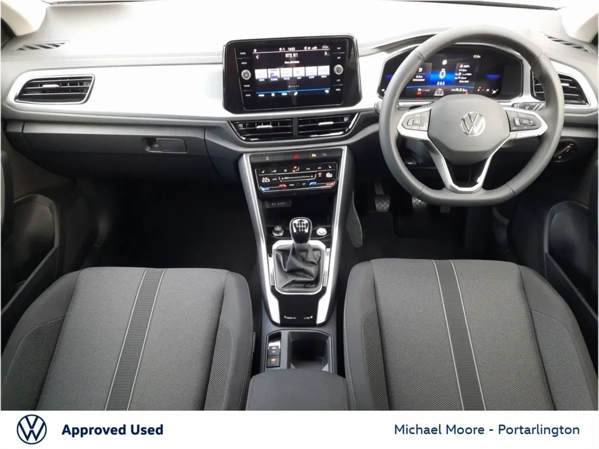 Volkswagen T-Roc Edition 75 2.0tdi M6F 116HP - Image 2