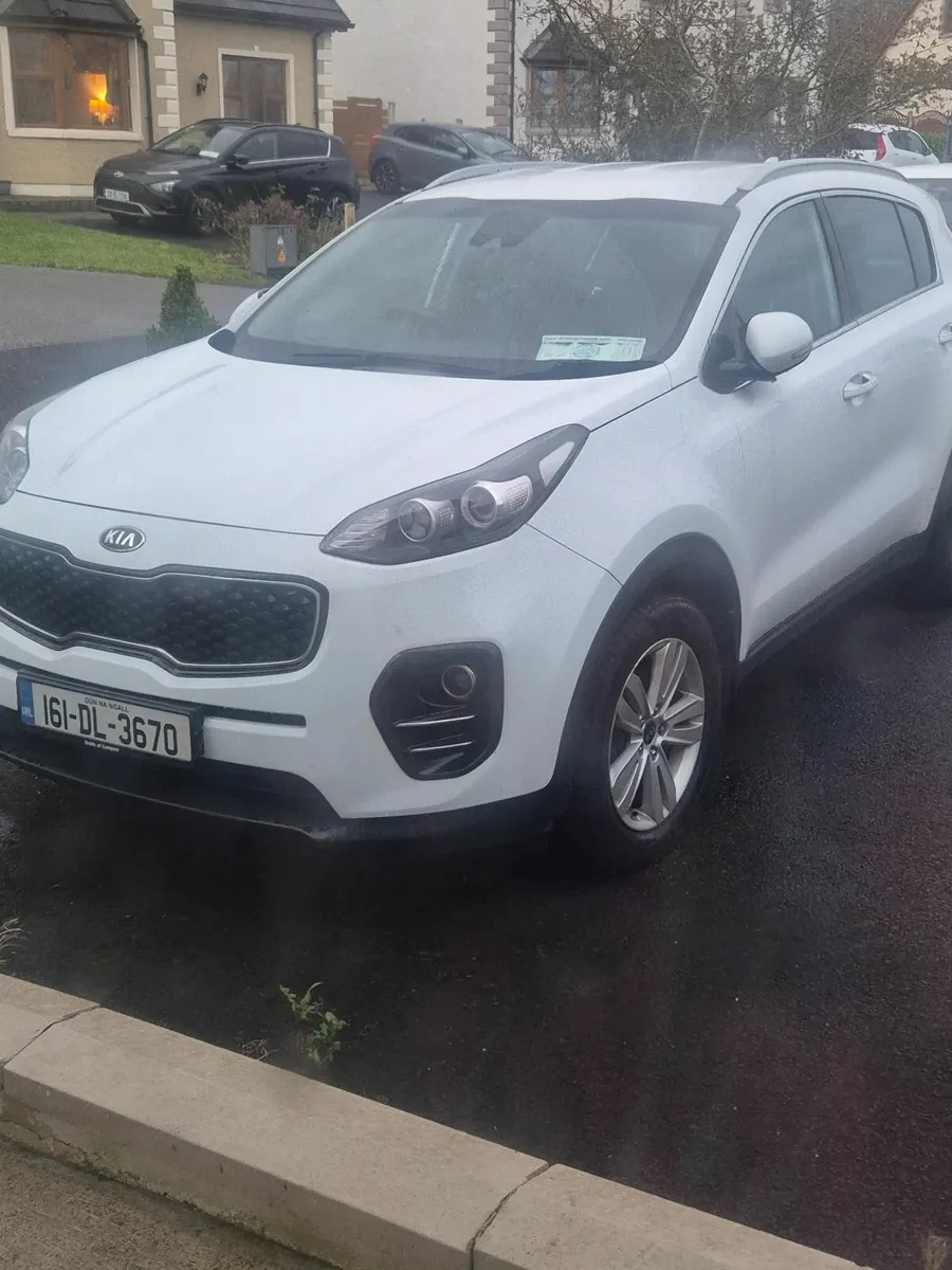 Kia Sportage 2016 - Image 2