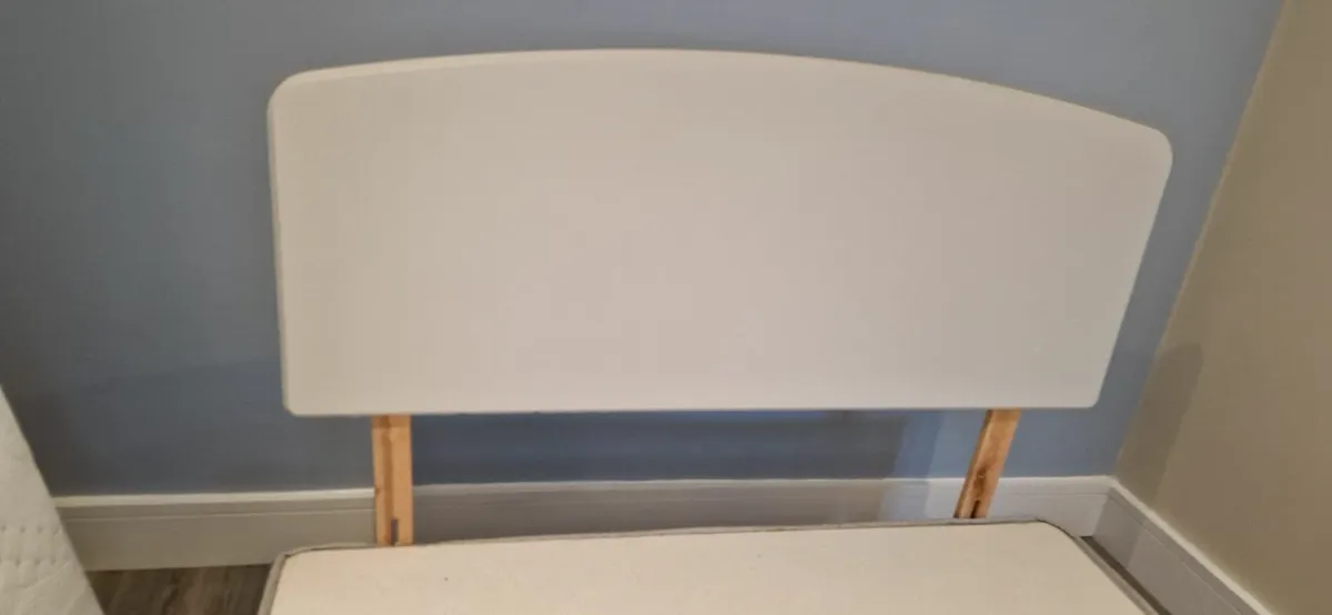 4 ft Bed base and headboard - Image 1