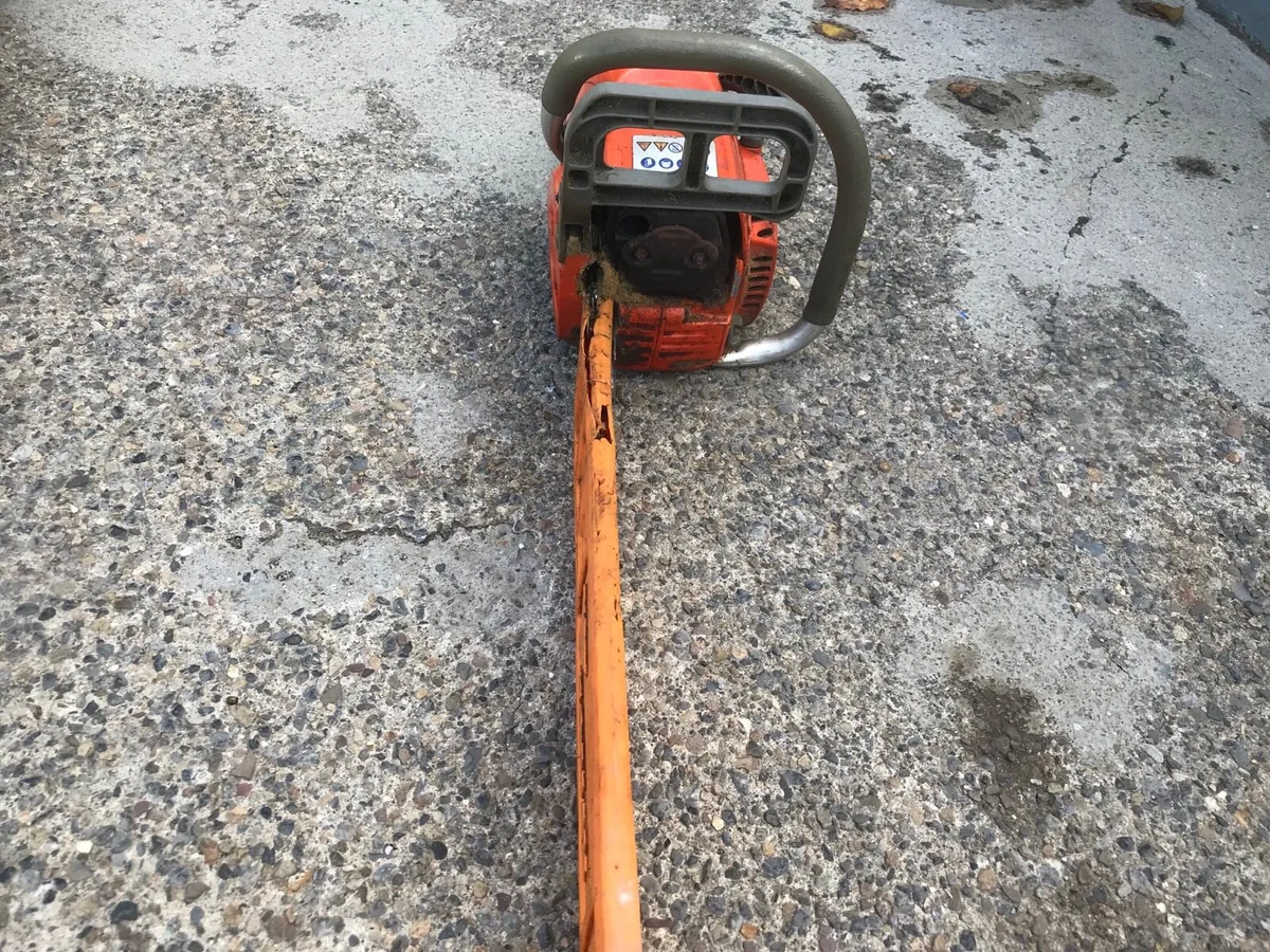 Zomax petrol chainsaw - Image 2
