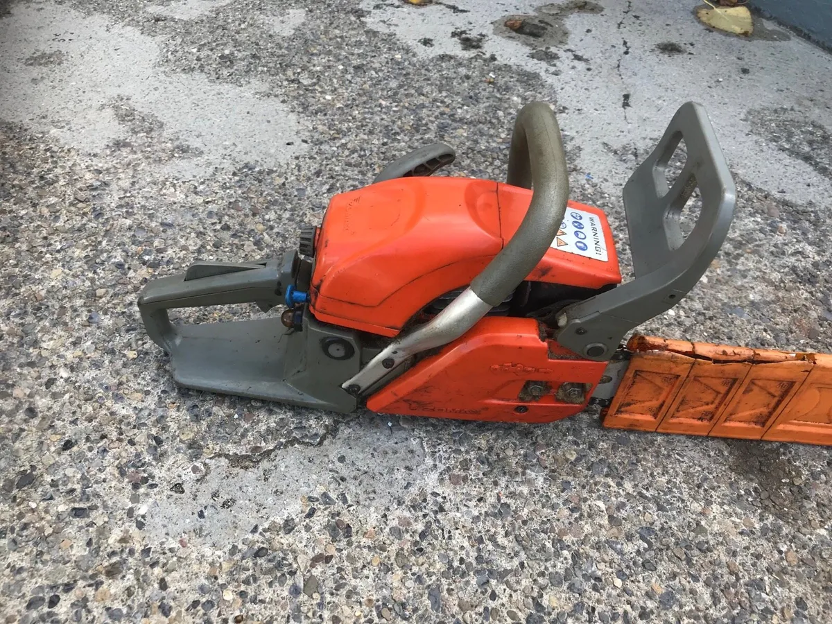 Zomax petrol chainsaw - Image 3