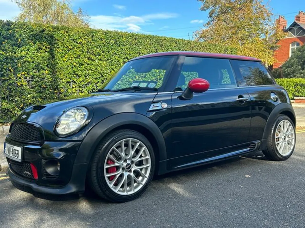 Mini Cooper 1.6 MINI JOHN COOPER WORKS EDITION - Image 2