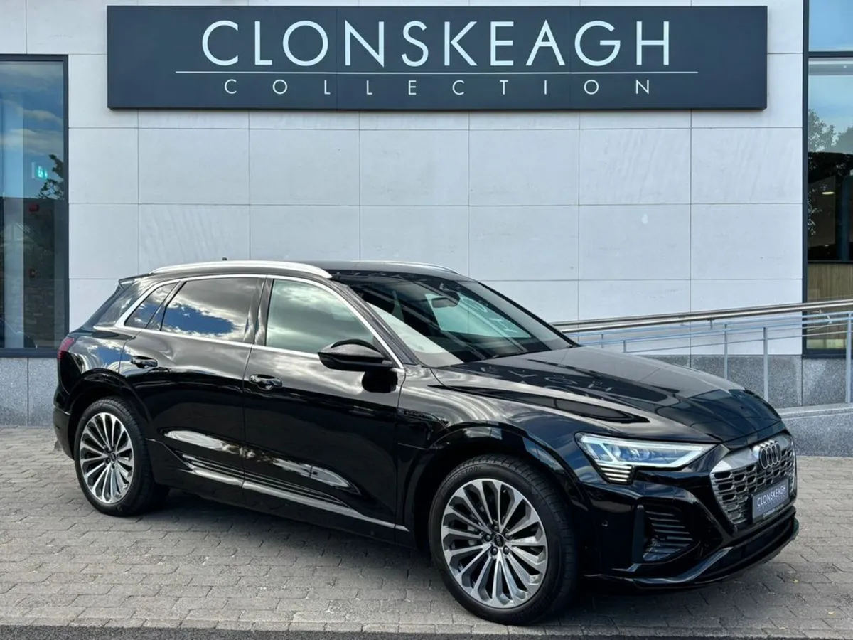 Audi Q8 e-tron 55 QUATTRO S LINE - Image 1