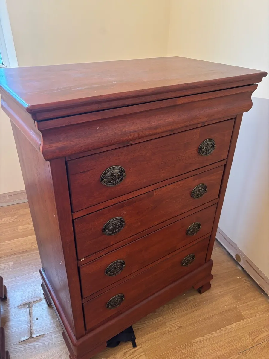 Bedroom furniture - Image 4