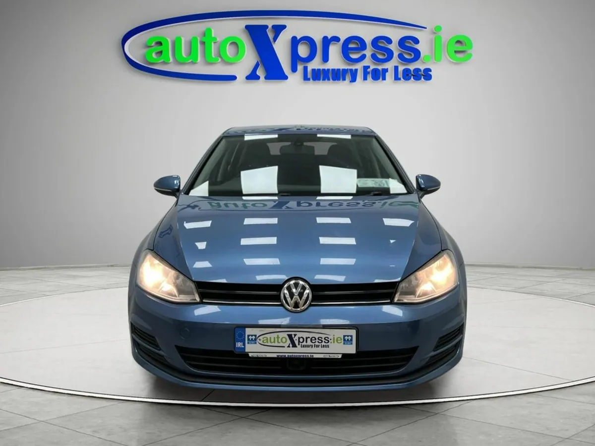 Volkswagen Golf 1.4 TSI Reversing camera - Image 3