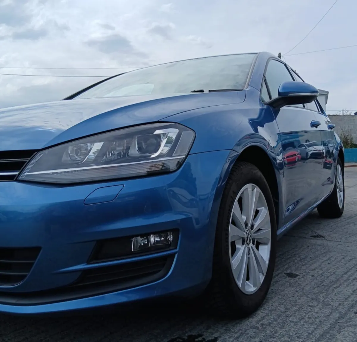 Wolkswagen Golf 1.2 automatic - Image 3
