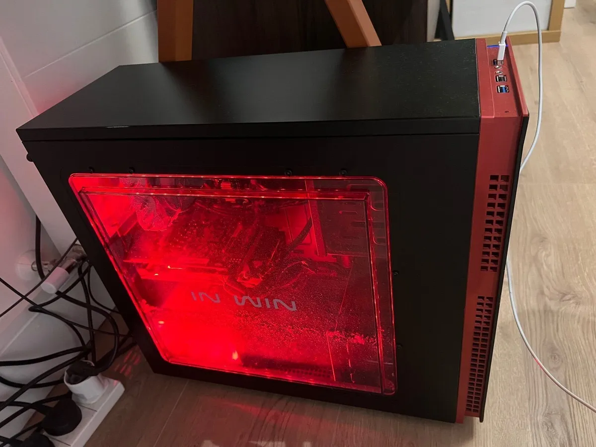 Budget Gaming pc and 144hz monitor - Image 1
