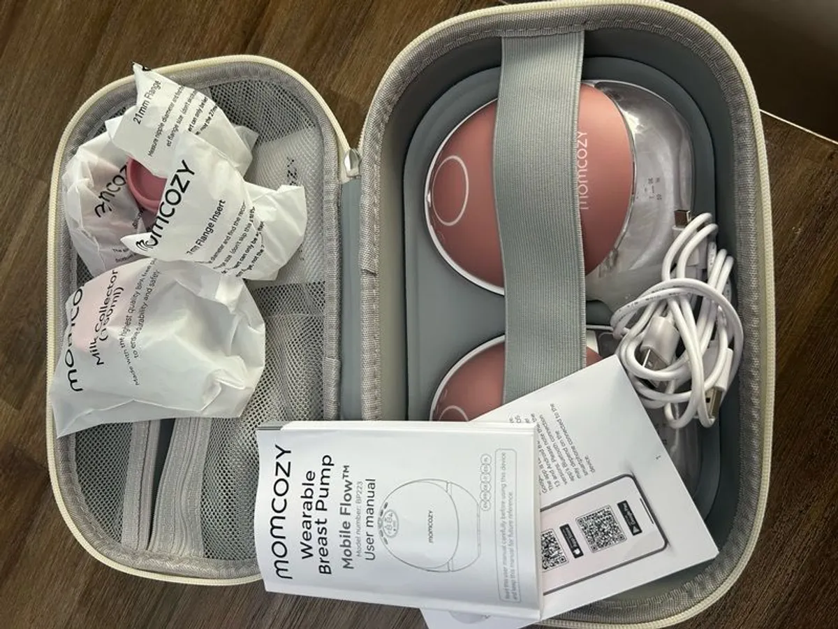 Momcozy M9 Double Wearable Breast Pump - Image 3