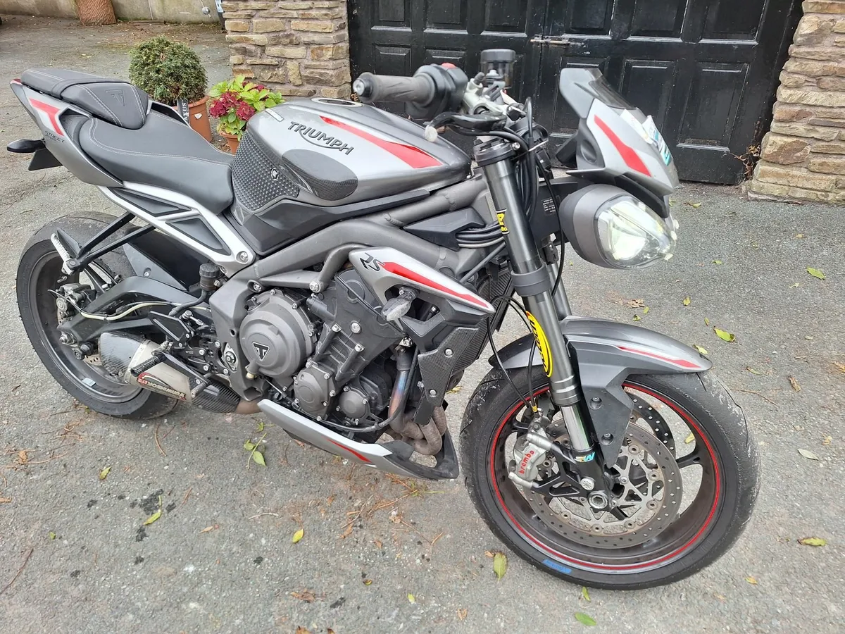 2021 Triumph 765 Street Triple RS - Image 4
