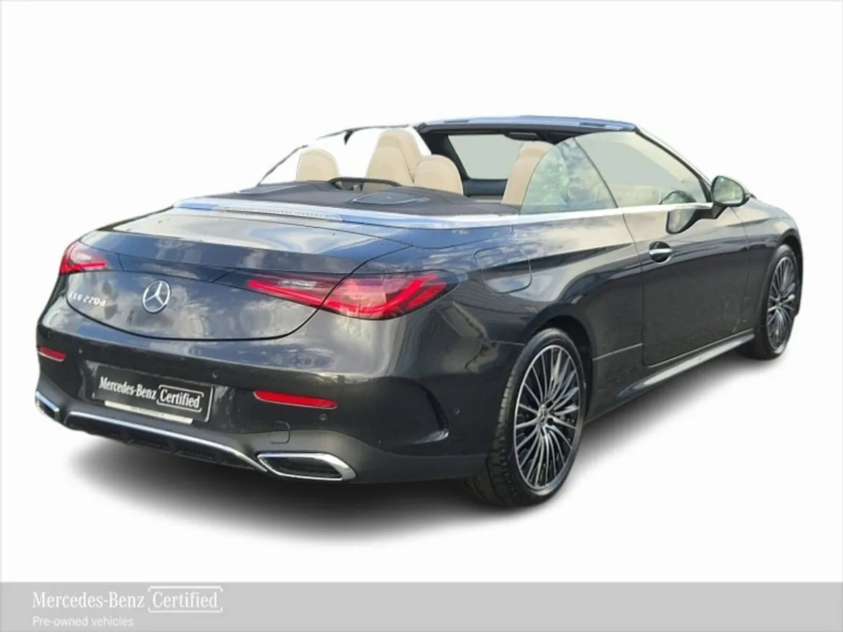 Mercedes-Benz CLE CLE 220 D Cabrio AMG Line Plus * - Image 4