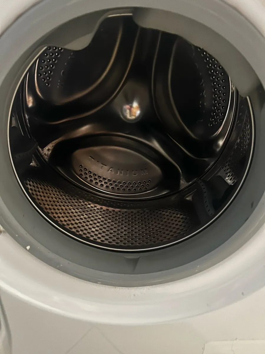 Washing Machine - Image 2
