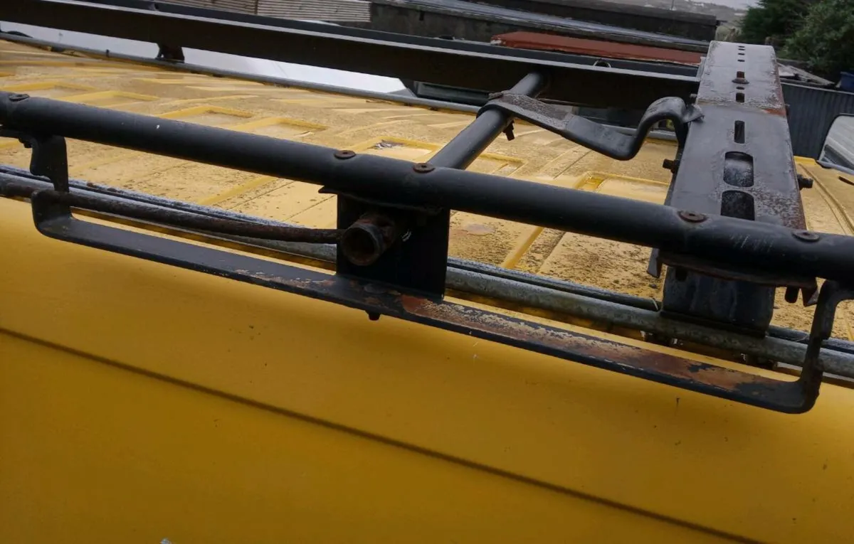 Opel vivaro parts - Image 3