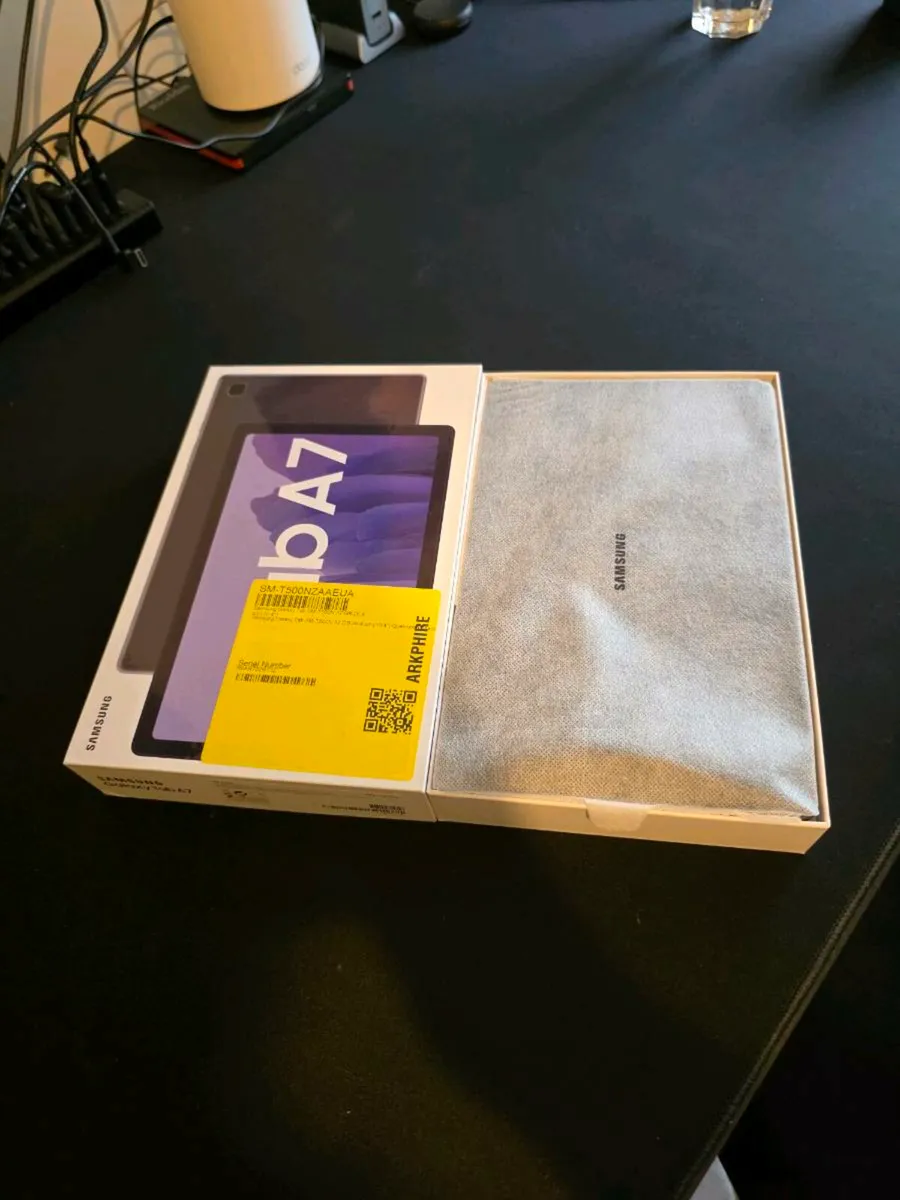 Samsung galaxy tab A7 - Image 2
