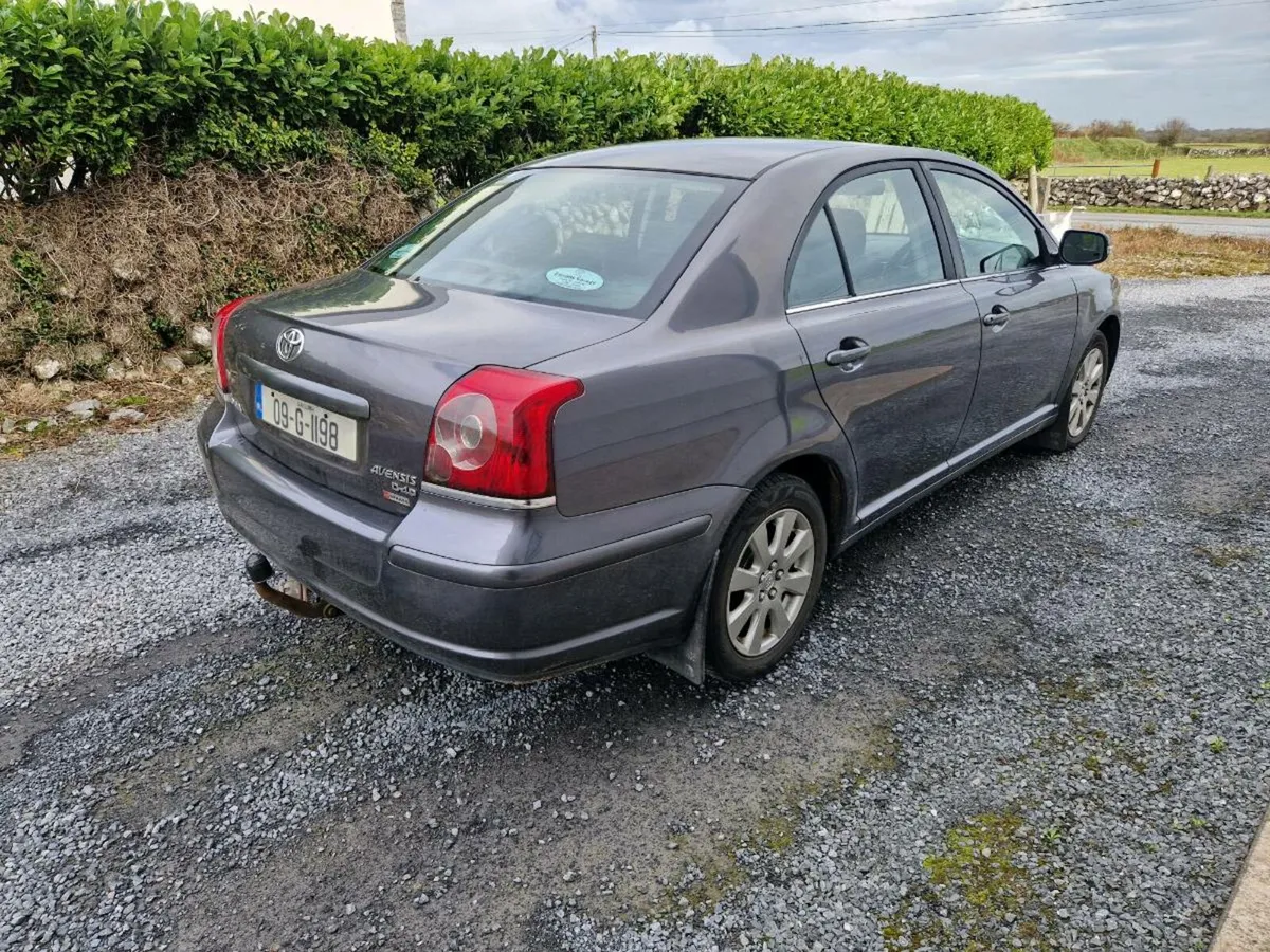 Toyota avensis - Image 2