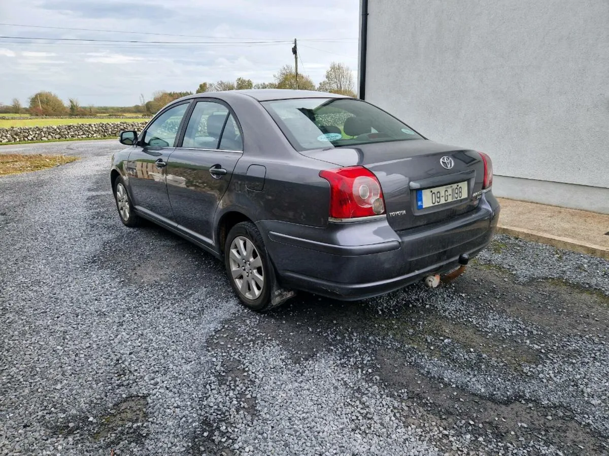 Toyota avensis - Image 3