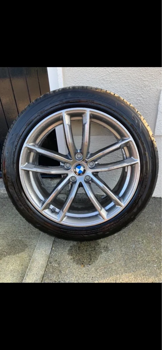 BMW G30 alloy wheel - Image 1