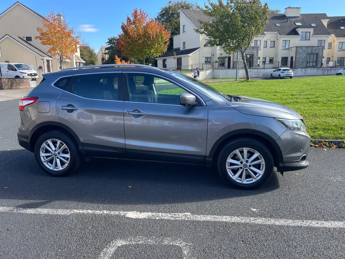 2016 Nissan Qashqai Panoramic Roof Tax + NCT - Image 3