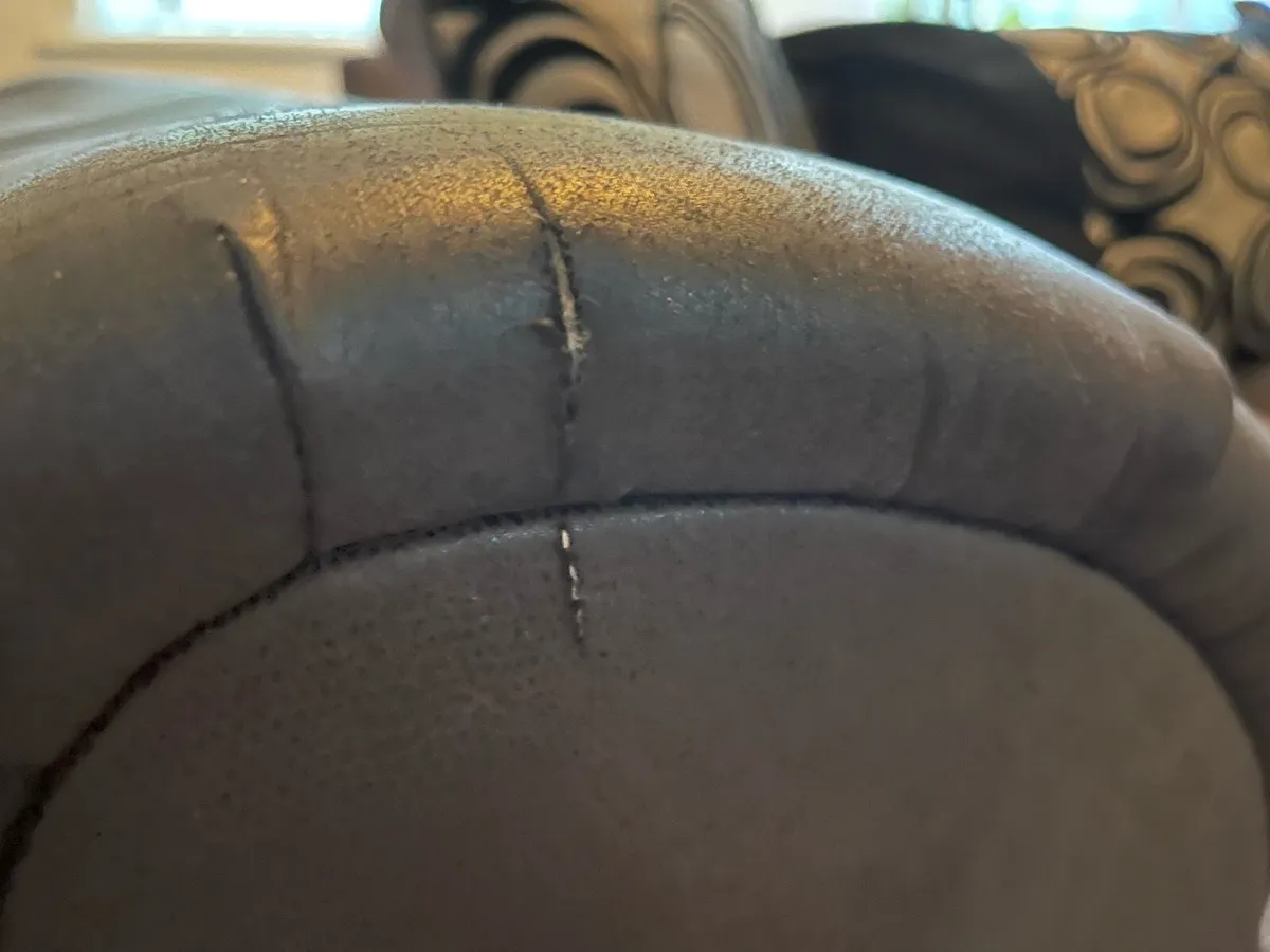 Three seater couch for sale - Image 4