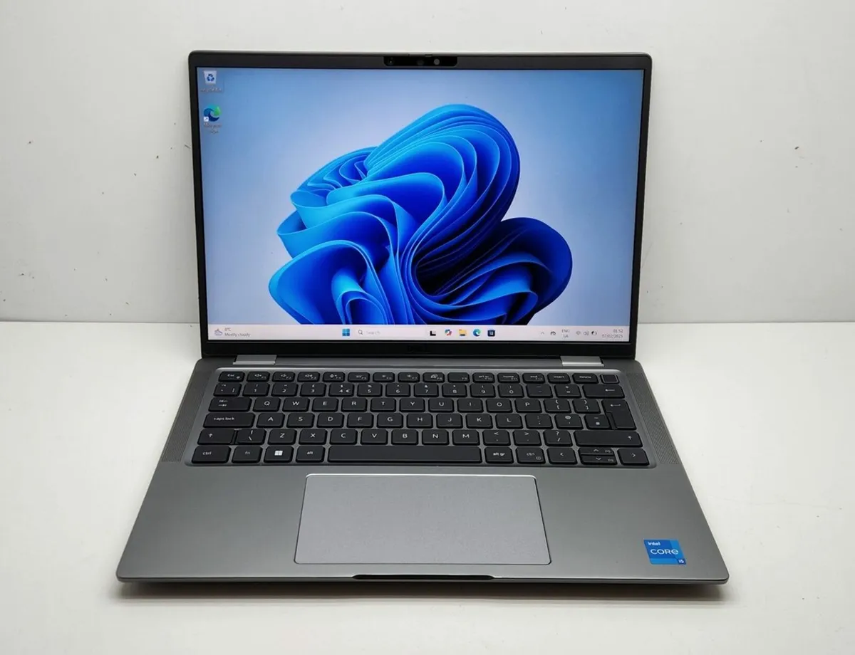 Dell Latitude 7440-i5(13gen)/16GB RAM/512GB Laptop