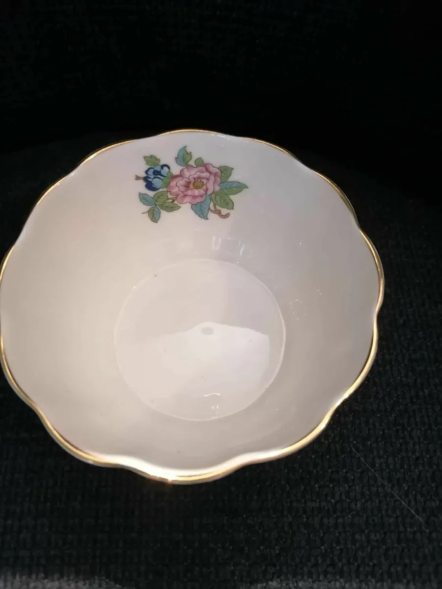 Aynsley Bone China Var-i-ete Bowl - Image 4
