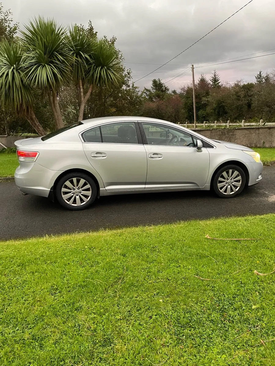 Toyota Avensis - Image 1
