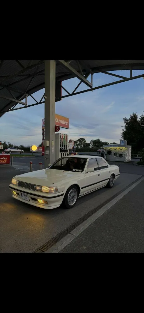 Toyota Cresta 1988 - Image 2