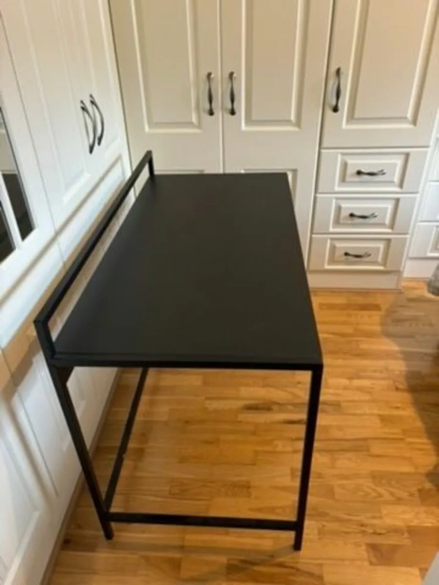 Office desk - Image 3